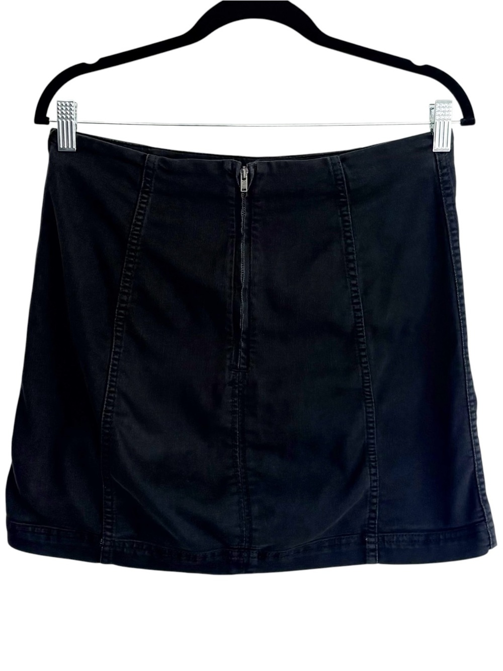 FREE PEOPLE Black Denim Mini Skirt Stretch Back Zip Size 10 Cotton - Picture 2 of 6